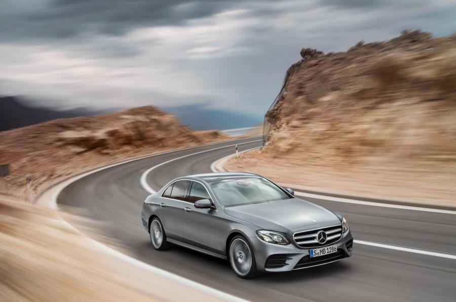  Mercedes-Benz E400 4Matic AMG Line 2016 года  (фото 4 из 29)